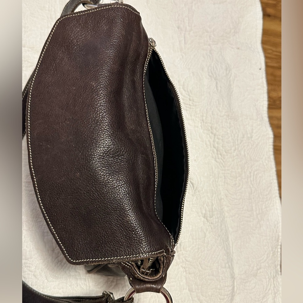 Brown Leather Roots Purse / Messenger Bag. - Picture 10 of 15